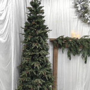 7.5′ slim tree with pine cone x 1412 tips & 400 lights