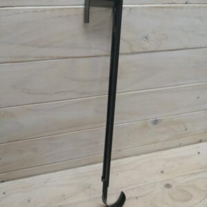 metal extendable wreath hanger