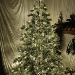 7' moutain pine christmas tree with 300 led lights
